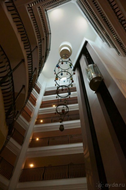 Хорошо... но больше сюда не поедем