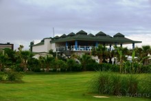 Хорошо... но больше сюда не поедем