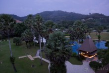 Naithonburi Beach Resort