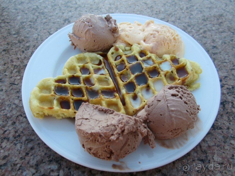 Великолепная кухня, дружелюбный персонал, чистота)))