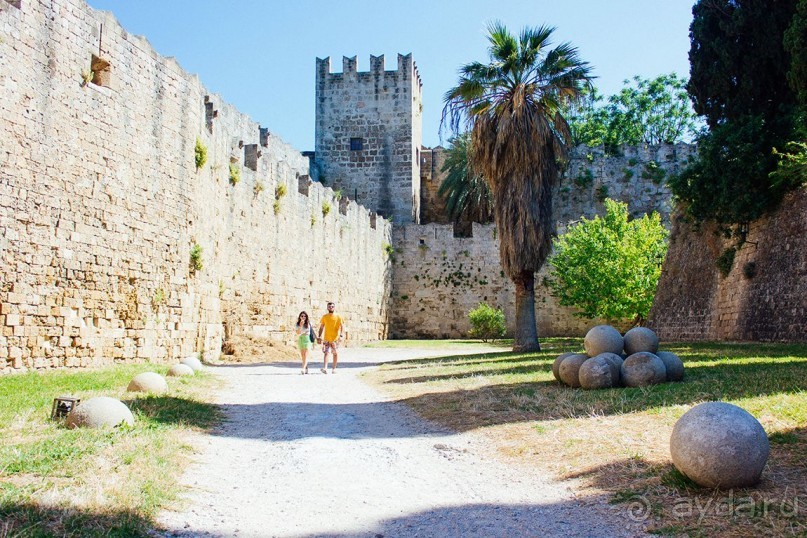 Фалираки, Родос, Сими