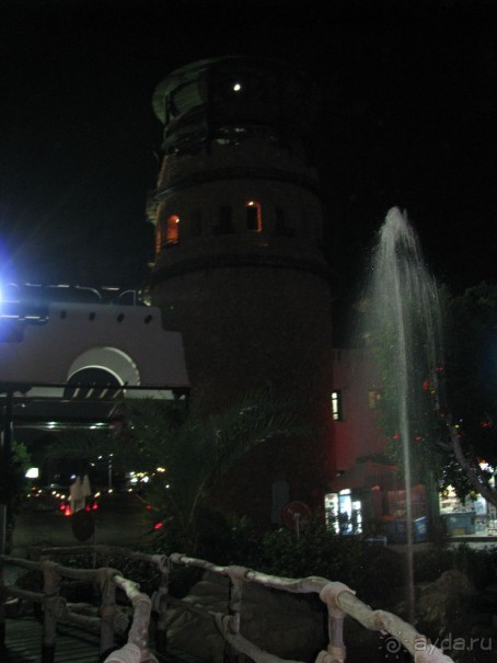 красивый зелёный отель!