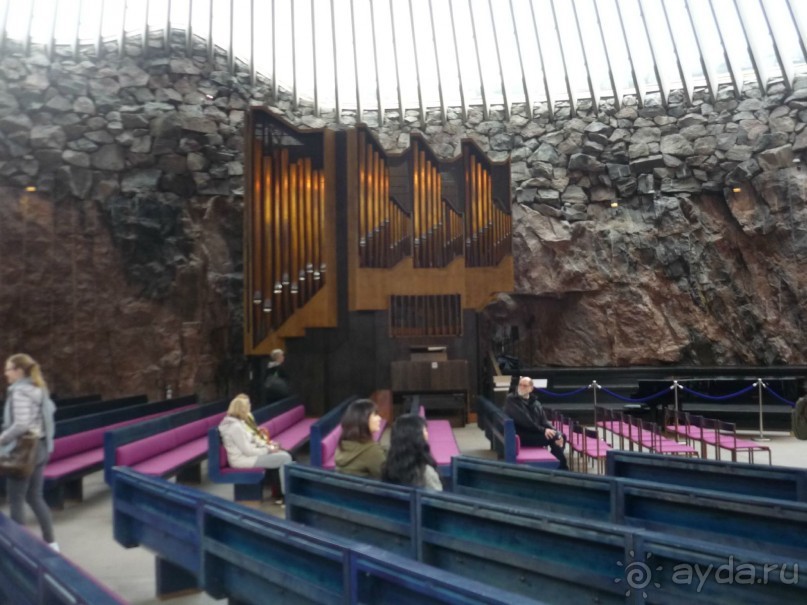 Церковь в скале