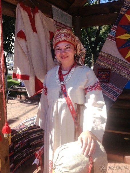 Альбом отзыва "По России с любовью: ромашковые каникулы в Муроме"