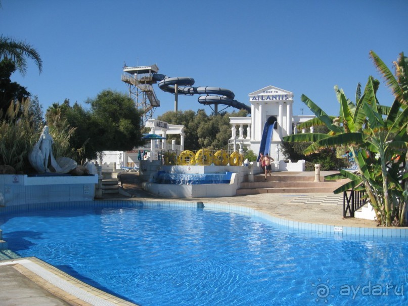 Двое мужчин в Айя-Напе