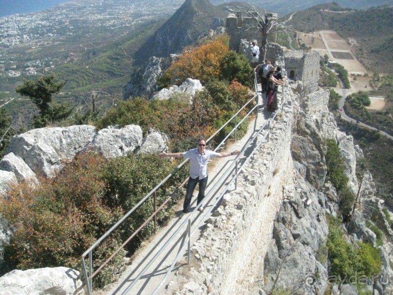 Двое мужчин в Айя-Напе
