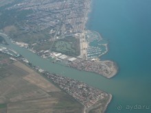 На "белые ночи" в Италию через Лондон и Ригу