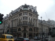 На "белые ночи" в Италию через Лондон и Ригу