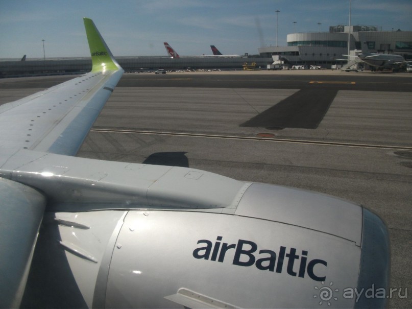 На "белые ночи" в Италию через Лондон и Ригу