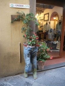 На "белые ночи" в Италию через Лондон и Ригу