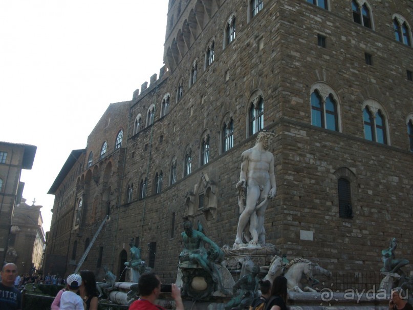 На "белые ночи" в Италию через Лондон и Ригу