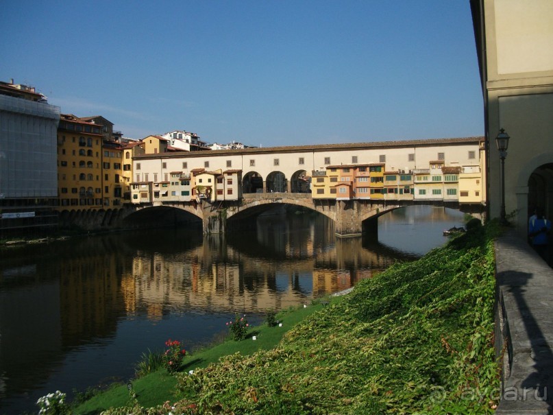 На "белые ночи" в Италию через Лондон и Ригу