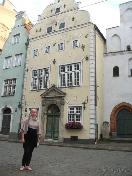 На "белые ночи" в Италию через Лондон и Ригу