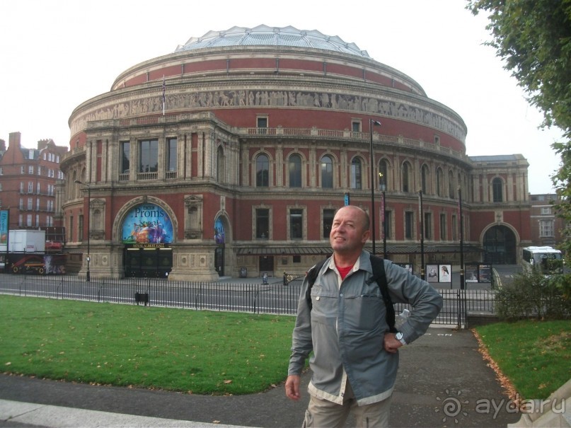 На "белые ночи" в Италию через Лондон и Ригу