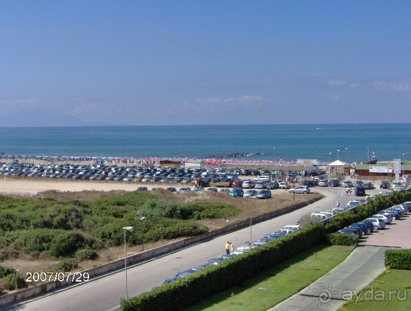 Пляж у отеля