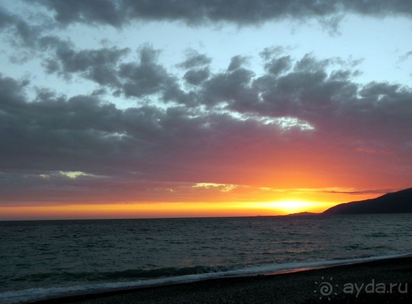 Отличный отель, расположенный в очень удачном месте. 