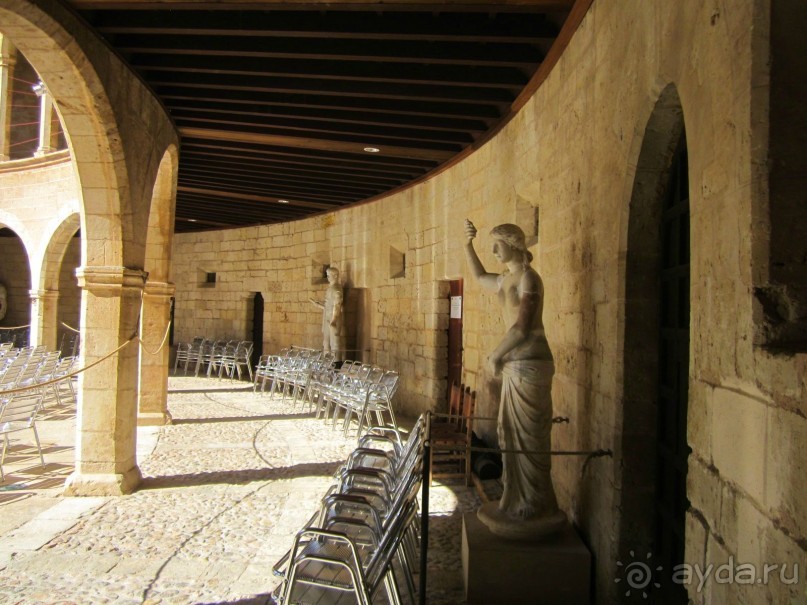 АДЬОС "баблос" по-испански.