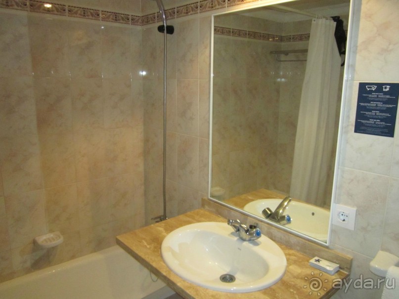 АДЬОС "баблос" по-испански.