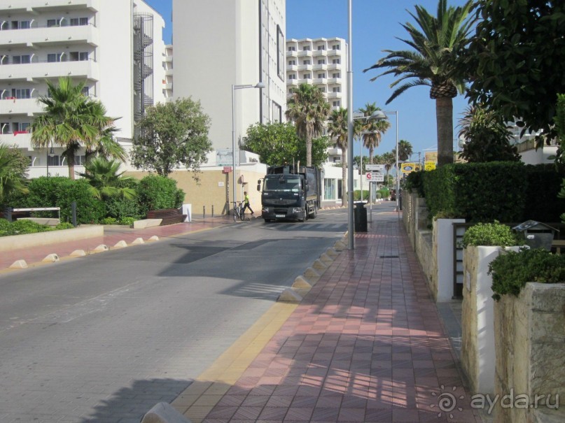 АДЬОС "баблос" по-испански.