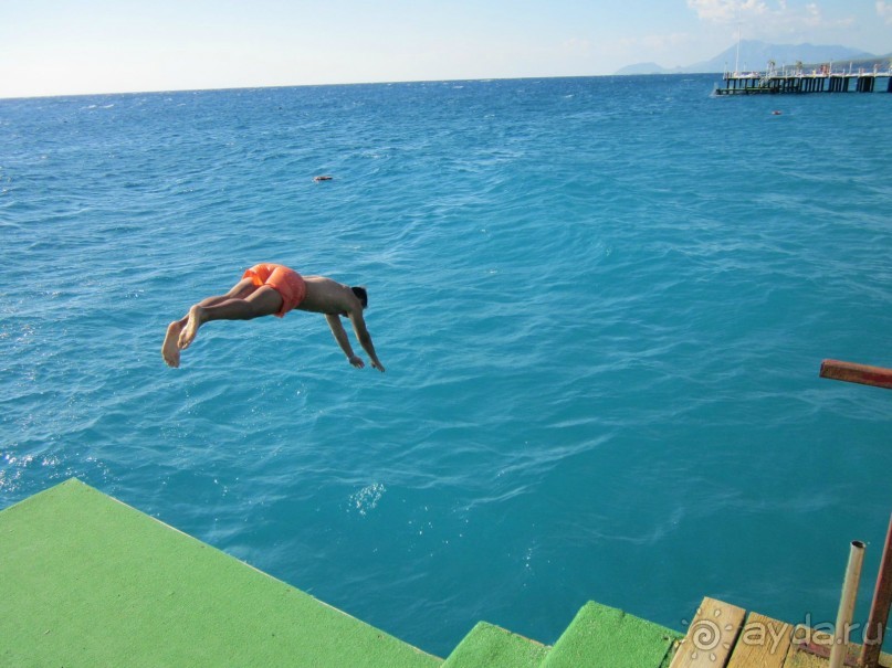  В НАПРАВЛЕНИИ ОСЕННЕГО «MainStream».