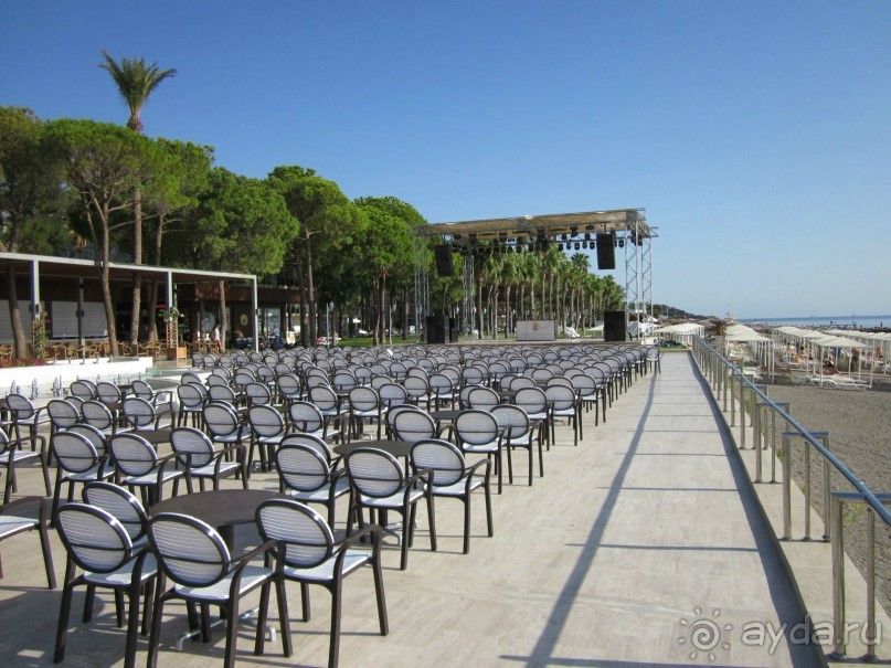  В НАПРАВЛЕНИИ ОСЕННЕГО «MainStream».