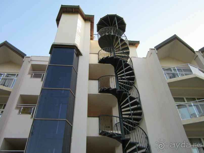  В НАПРАВЛЕНИИ ОСЕННЕГО «MainStream».