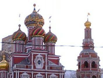 Похожа на Спаса на Крови и В. Блаженнного!