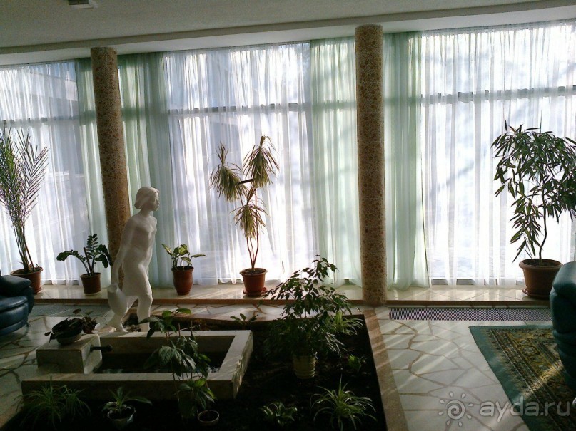 Хороший удобный и сытный отдых с советским колоритом