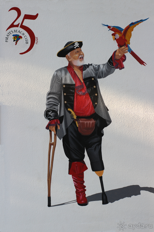 отель в пиратском стиле  Pirate`s Beach Club