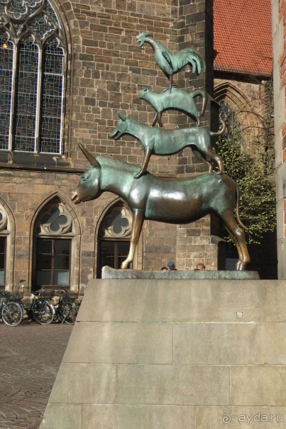 БЕЗ КОММЕНТАРИЕВ