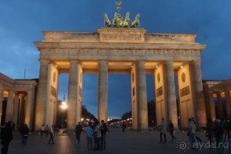 БРАНДЕНБУРГСКИЕ ВОРОТА