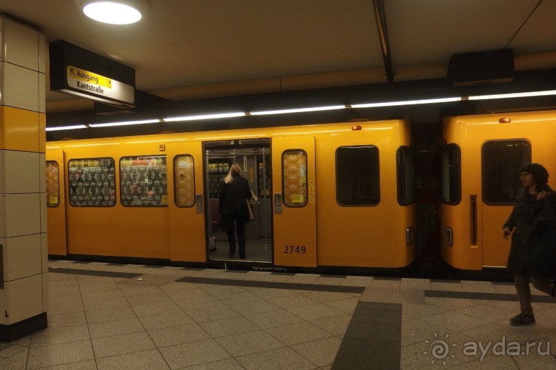 ВАГОНЫ МЕТРО В БЕРЛИНЕ