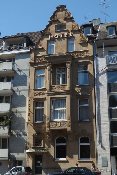 ОТЕЛЬ В КЁЛЬНЕ