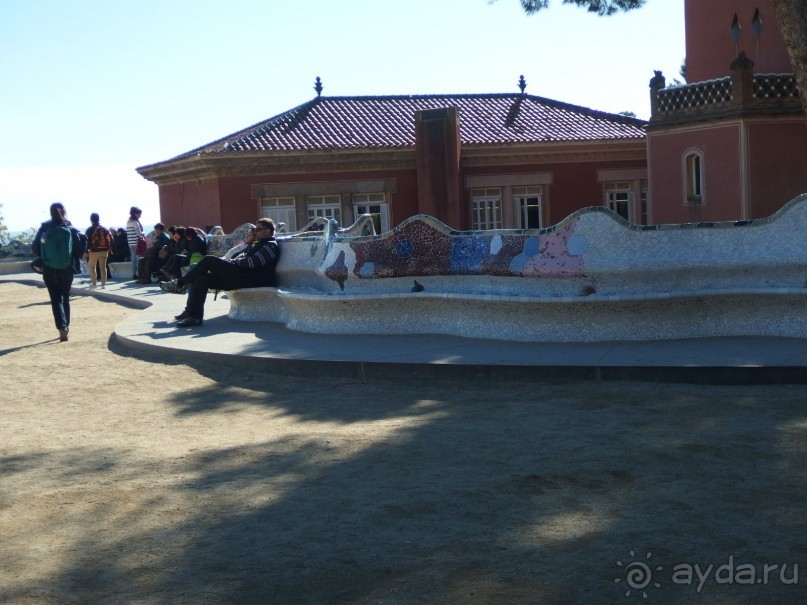 СКАМЕЙКА ГАУДИ