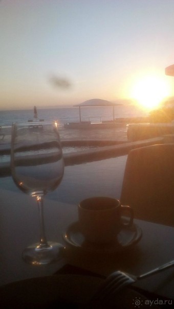 восход на завтраке в ресторане