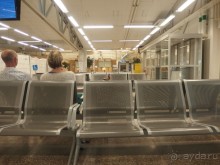 Самостоятельно в Стокгольм.