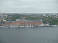 Самостоятельно в Стокгольм.