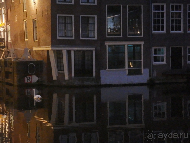 самостоятельно в Амстердам, Эйндховен, Утрехт.