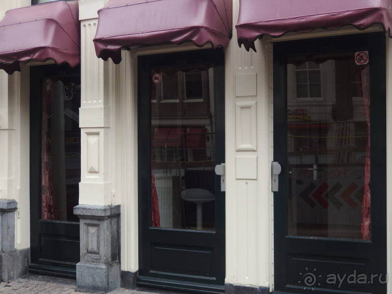 самостоятельно в Амстердам, Эйндховен, Утрехт.