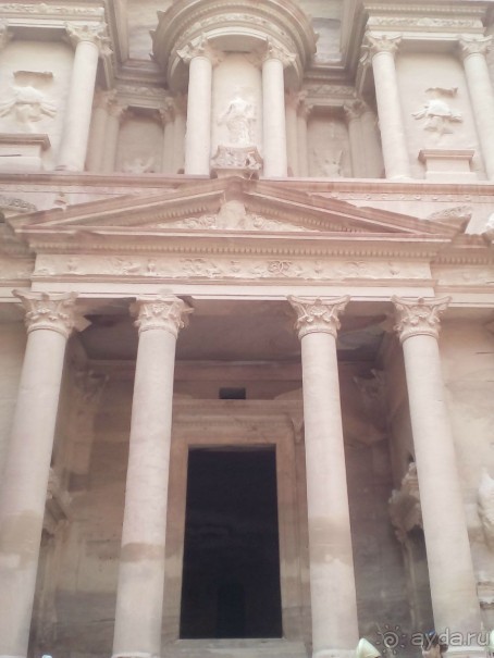 Альбом отзыва "Иордания. Акаба, Мертвое море, Иордан, Источники Хаммамат, Петра, пустыня Вуди Рам"