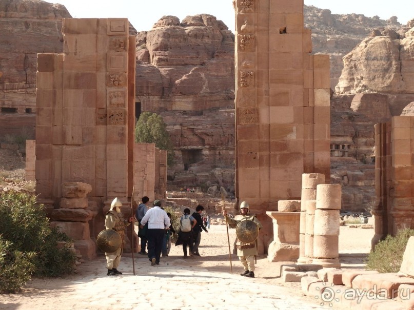 Иордания. Акаба, Мертвое море, Иордан, Источники Хаммамат, Петра, пустыня Вуди Рам