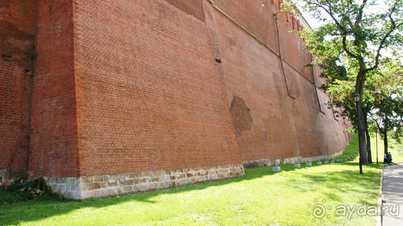 Стены и башни Московского Кремля: от Боровицкой до Царской