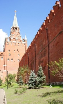 Стены и башни Московского Кремля: от Боровицкой до Царской