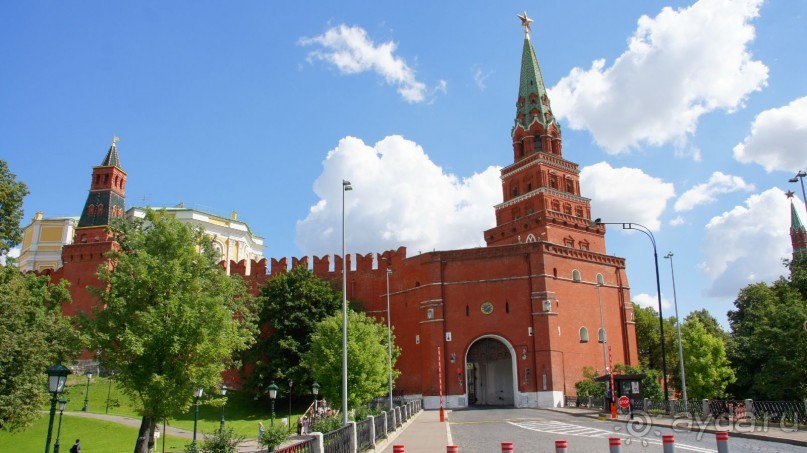 Стены и башни Московского Кремля: от Боровицкой до Царской