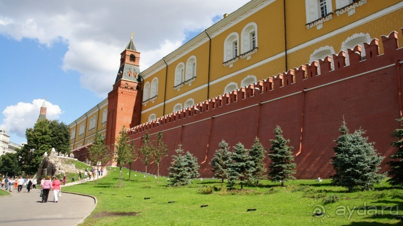 Стены и башни Московского Кремля: от Боровицкой до Царской