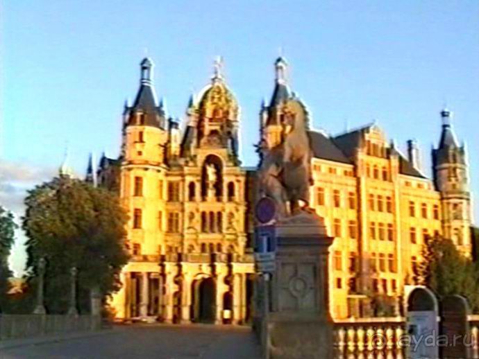 Вторая поездка в Германию на автомобиле: Любек и Шверин