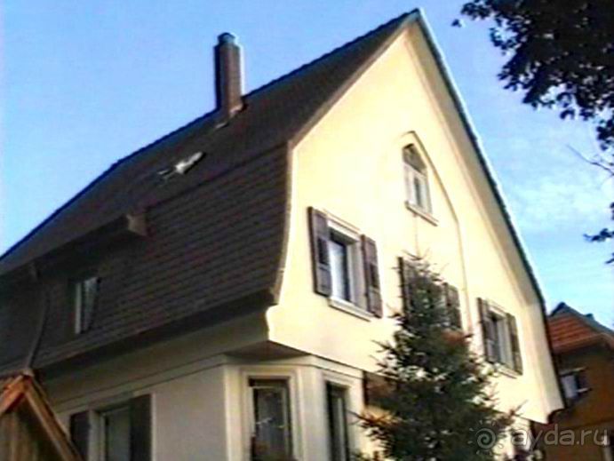 Впервые на машине в Германию с овчаркой: Поселение в Вайсенбахе недалеко от Карлсруэ