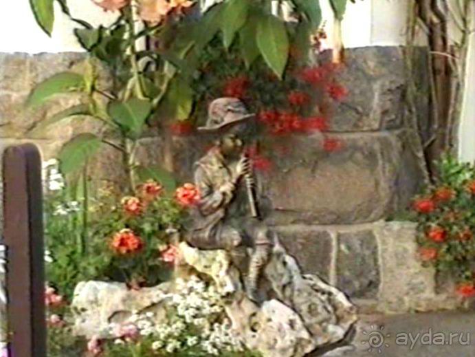 Впервые на машине в Германию с овчаркой: Поселение в Вайсенбахе недалеко от Карлсруэ