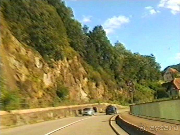 Впервые на машине в Германию с овчаркой: Поселение в Вайсенбахе недалеко от Карлсруэ