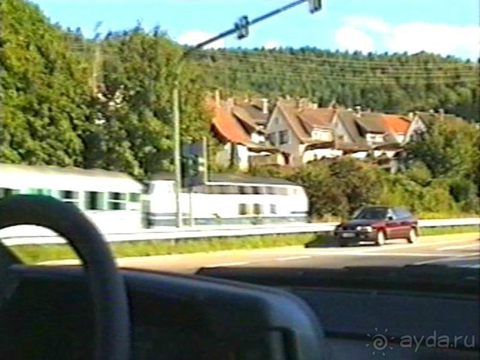 Впервые на машине в Германию с овчаркой: Поселение в Вайсенбахе недалеко от Карлсруэ